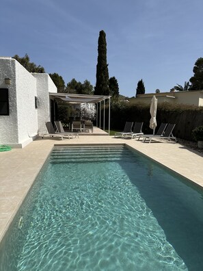 Piscina a l'aire lliure 