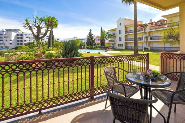 Outdoor dining - Flat Bogart OCV - Oura Albufeira (Albufeira)