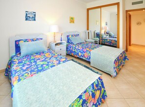3 bedrooms, in-room safe, iron/ironing board, free WiFi