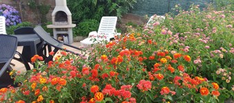 Pretty detached house, 3*, 3 bedrooms with terraces, overlooking the beach.