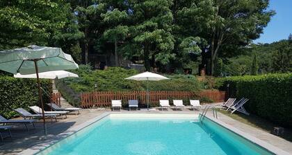 Poggiolo Oasis of relaxation swimming pool nature lavender horses wine - Tuscany