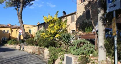 Beautiful Restored Two Bedroom Holiday Apartment with Infinity pool