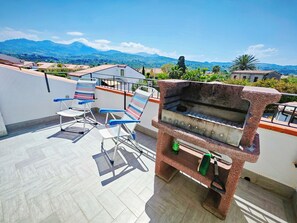 Property grounds - Suite Olimpo Apartment - Holiday Houses Mare Nostrum | In front of the beach (Campofelice di Roccella (PA))