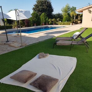 Pool - House located in a relaxing environment full of light and color. Nature at your feet (Librilla)