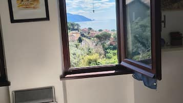 2 camere, ferro/asse da stiro, Wi-Fi gratuito, lenzuola