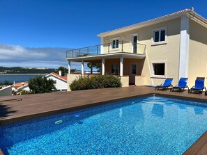 Piscina all'aperto