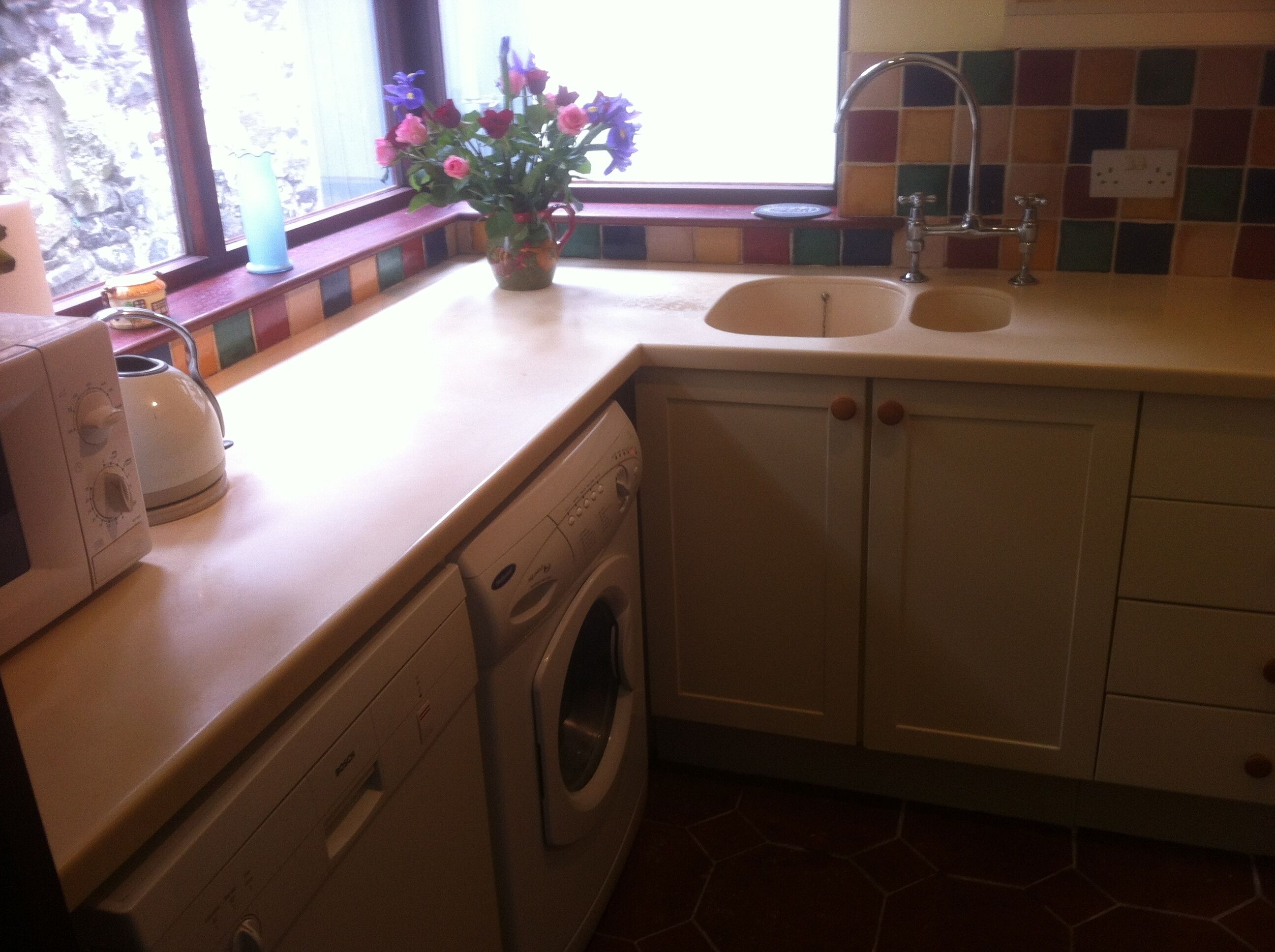 Panoramic sea view, centrally located, significant off-peak weekly rates offers