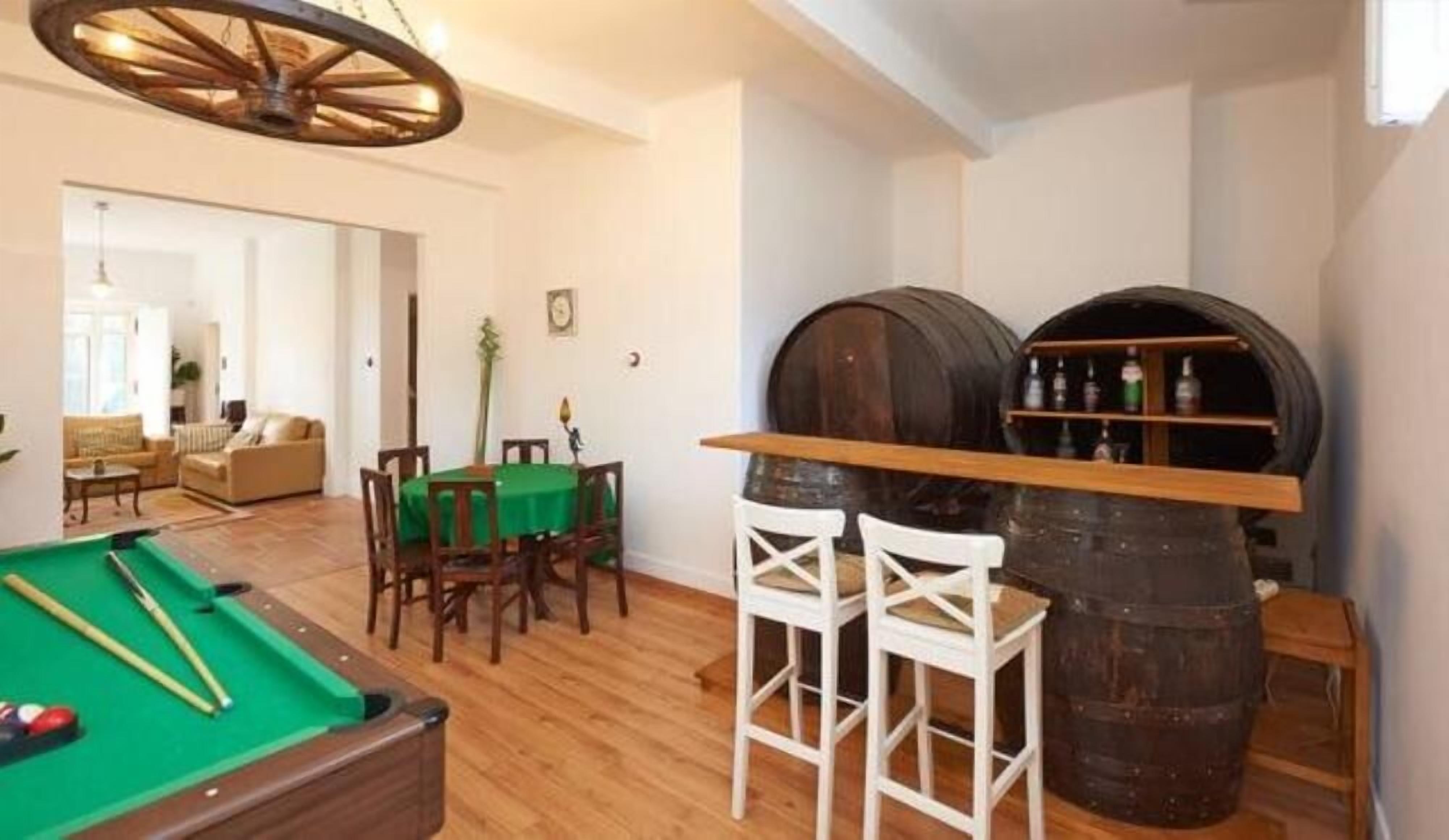 (PROMO- 20% off) - Relax for big families in Colares / Sintra