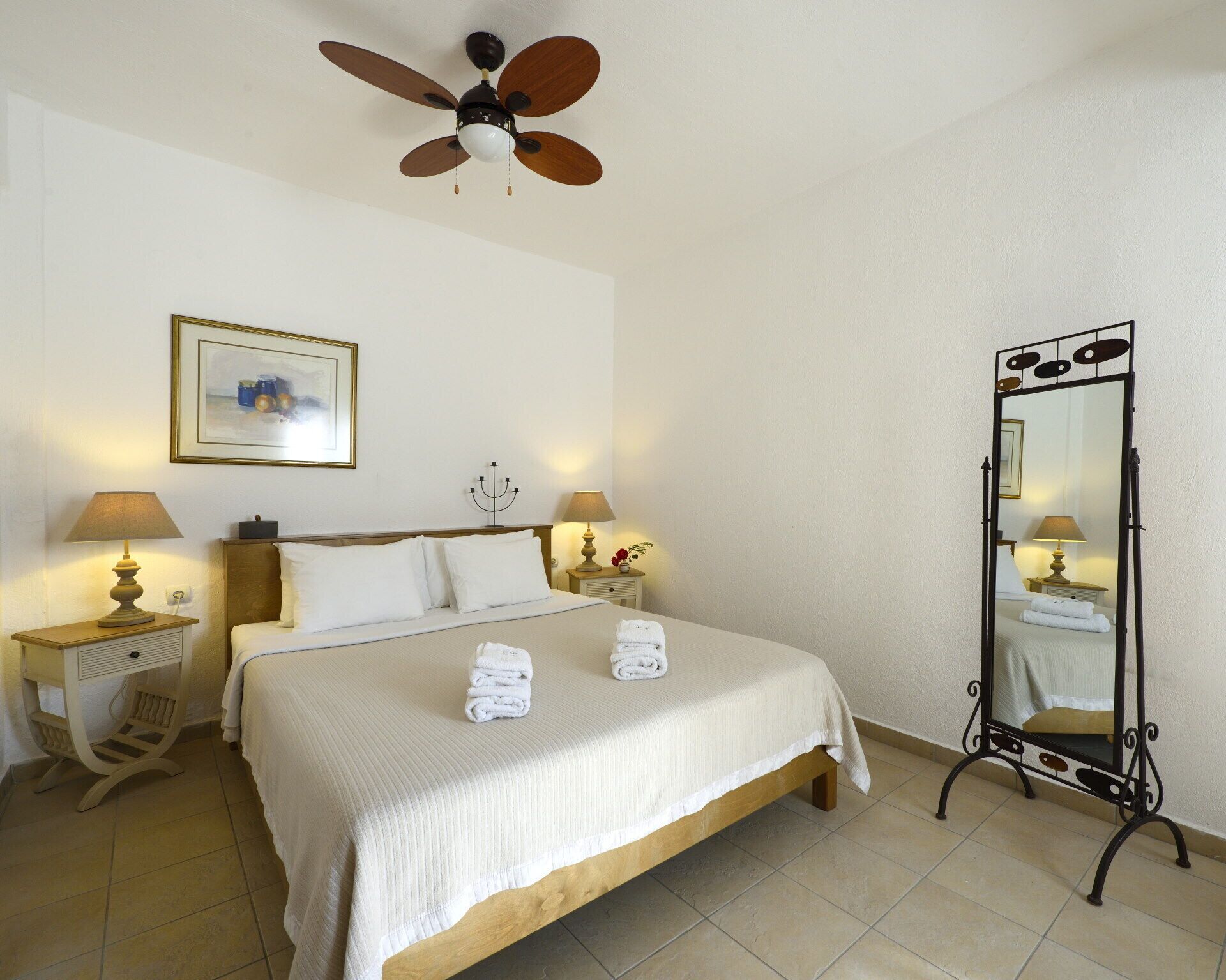 Villa right by the sea, where the wave breaks of pine wooded Vourvourou