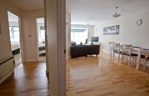 Interior - Toothbrush Apartments - Central Ipswich - St Peters St (Ipswich)
