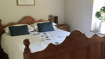 4 Schlafzimmer, Bügeleisen/Bügelbrett, Reisekinderbett, kostenloses WLAN