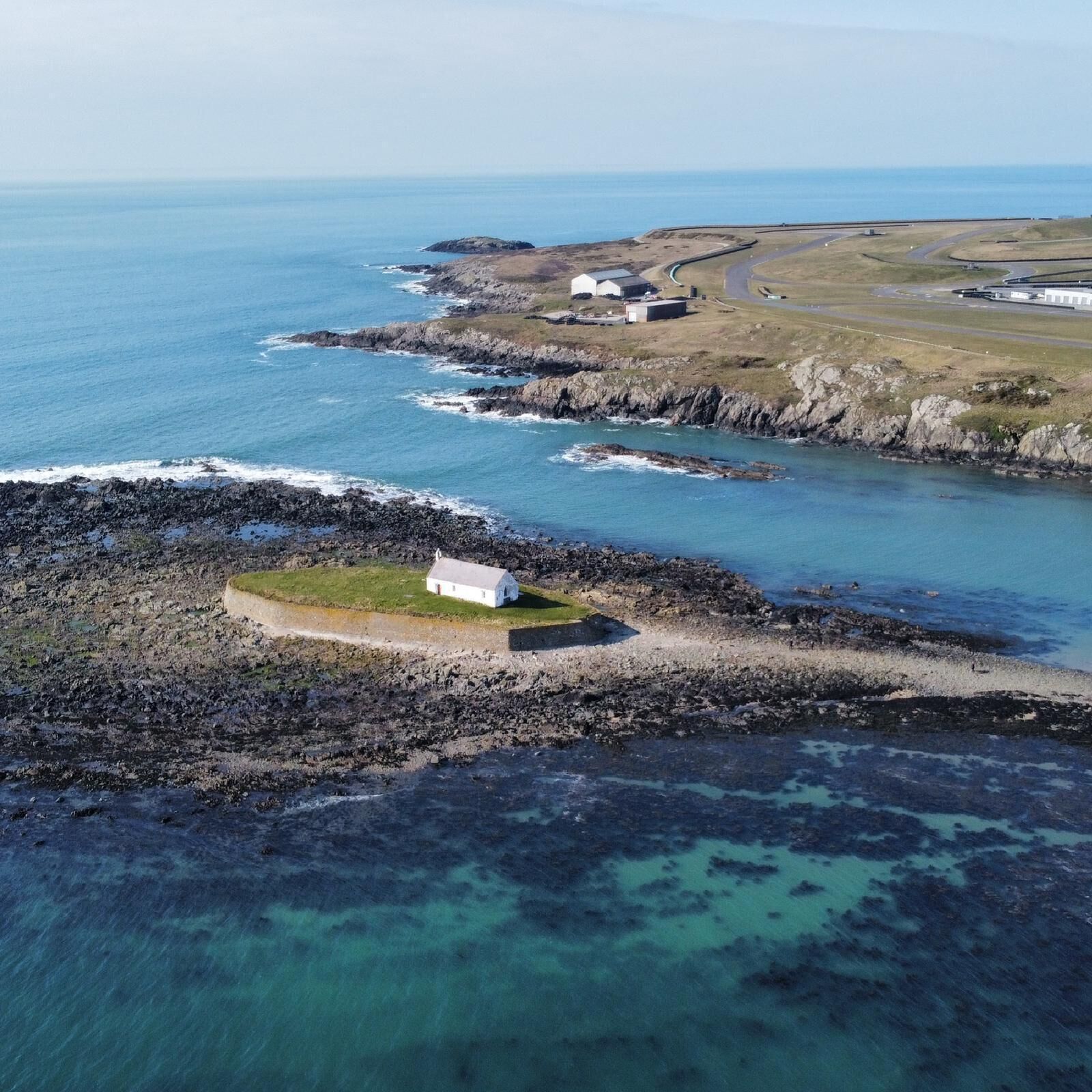 2 Glantraeth Farm Cottage. Pet friendly, Ideal base to explore Anglesey