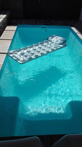 Villa with private heated pool FREE WIFI BBQ. COAST OF SILENCE