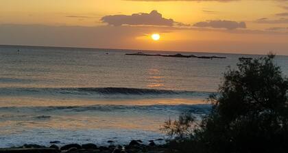 Villa with private heated pool FREE WIFI BBQ. COAST OF SILENCE
