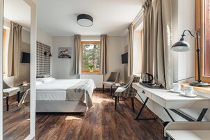 Habitación estándar con 1 cama doble o 2 individuales | Wifi gratis