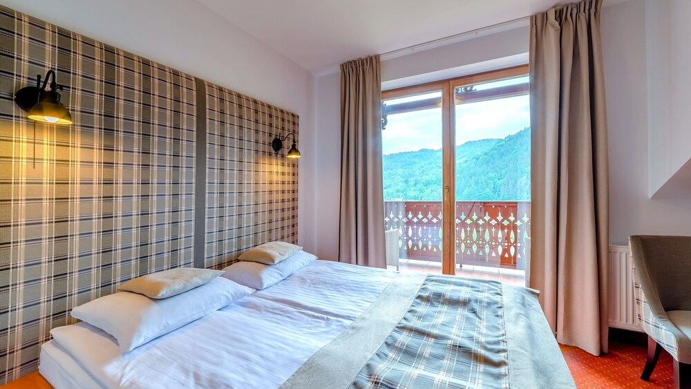 Hotel Batory by null