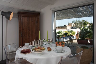 Penthouse 14 - independent suite on the rooftops of Lecce