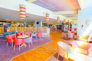 Bar (on property) - Sea 'n' Stars with Views, Decking, Wifi & Netflix (Camber)