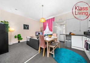 Interior - Old fashioned apartment in quiet location. (Bellshill)