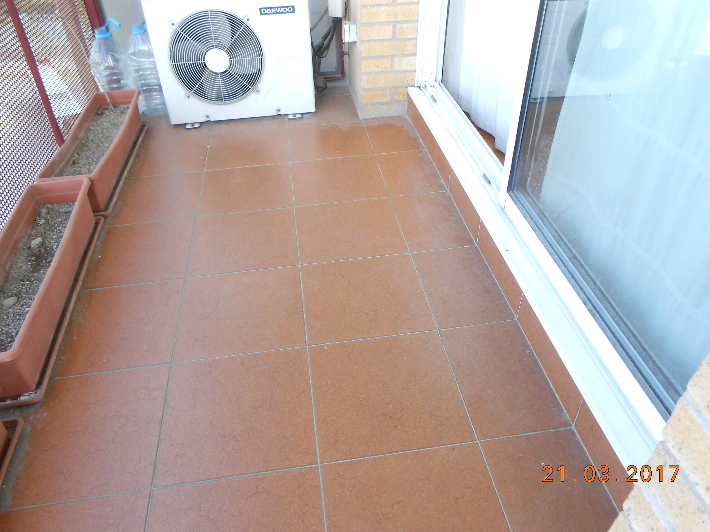 Granollers. No more than 5 nights, only over 10 years old.