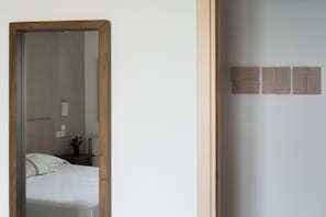 2 habitaciones y caja de seguridad en la habitación
