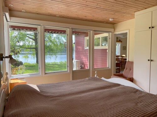 Holiday house with lake view in Bränntorp, Rejmyre, Östergötland / Södermanland