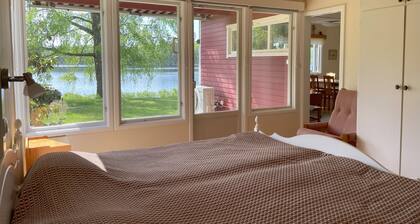 Holiday house with lake view in Bränntorp, Rejmyre, Östergötland / Södermanland