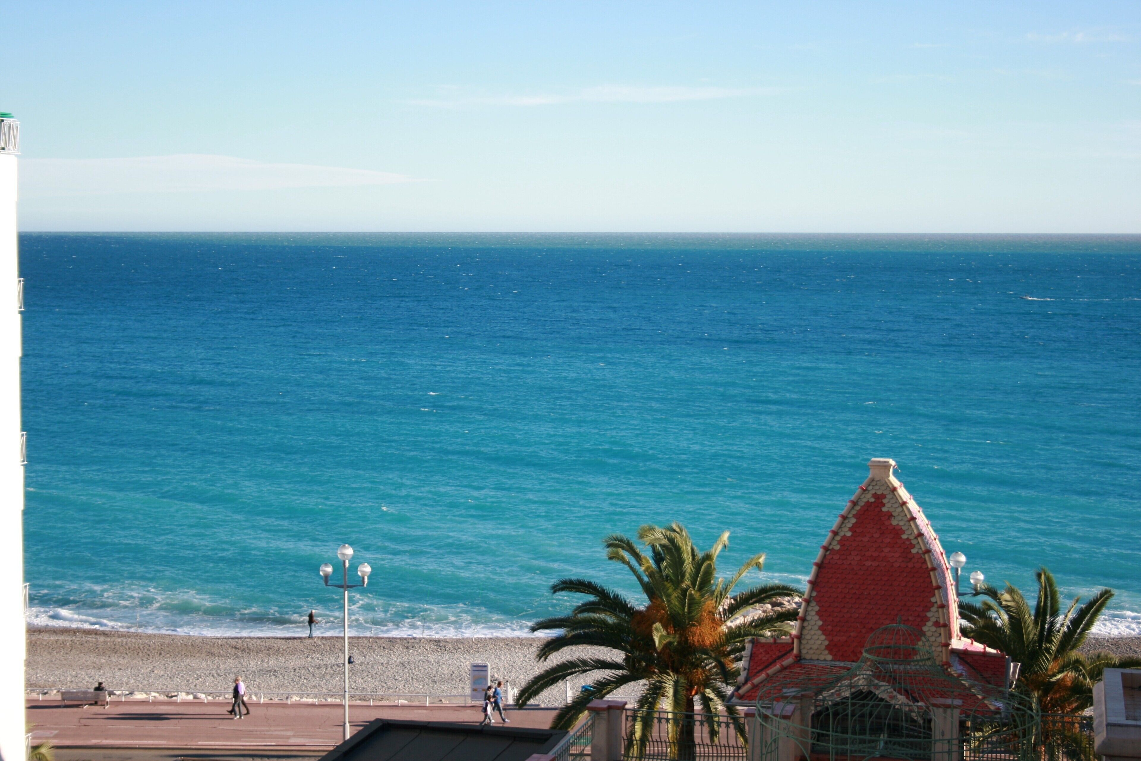 SunlightProperties: PARISIAN BLEU: 2 Bedroom Apartment With A Sea View Terrace