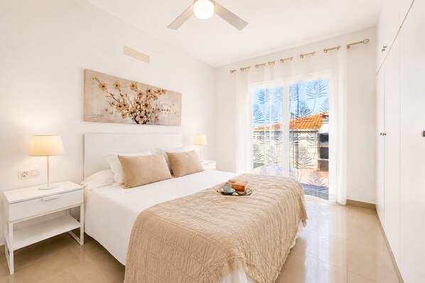 1 bedroom, in-room safe, iron/ironing board, WiFi