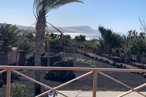 Property grounds - Secluded Casa Simba: Relaxation Oasis with Private Pool and Sea View i (Pájara)