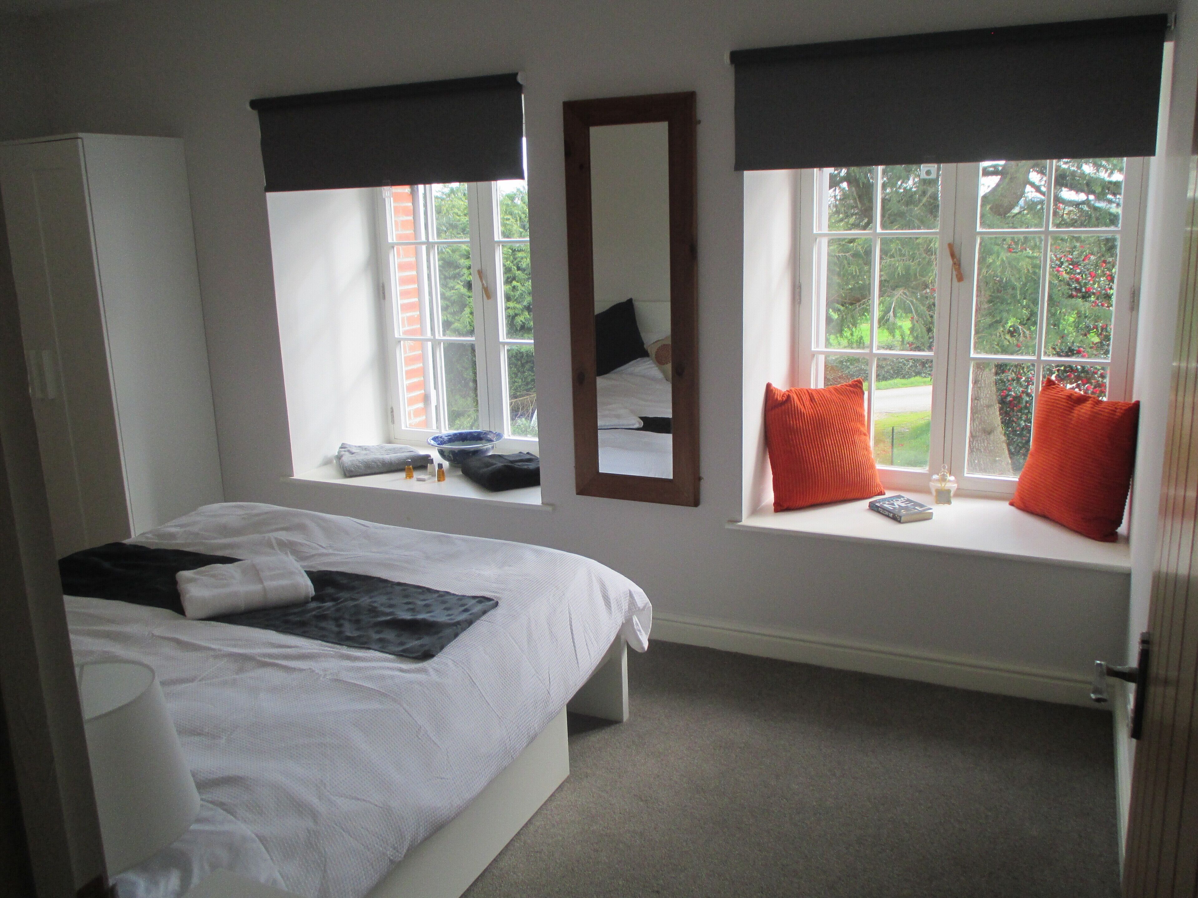 4 slaapkamers, een strijkplank/strijkijzer, wifi, beddengoed