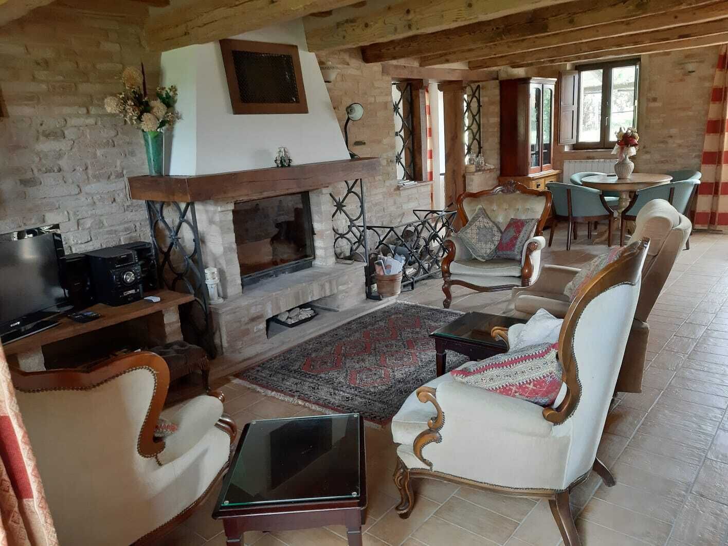  TYPICAL ITALIAN STYLE VILLA WITH POOL