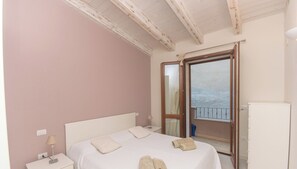 2 Schlafzimmer, Bügeleisen/Bügelbrett, kostenloses WLAN, Bettwäsche