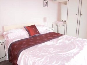 3 Schlafzimmer, Bügeleisen/Bügelbrett, kostenloses WLAN, Bettwäsche