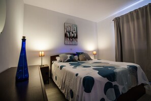 1 bedroom, in-room safe, iron/ironing board, free WiFi