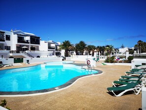 Outdoor pool, pool loungers