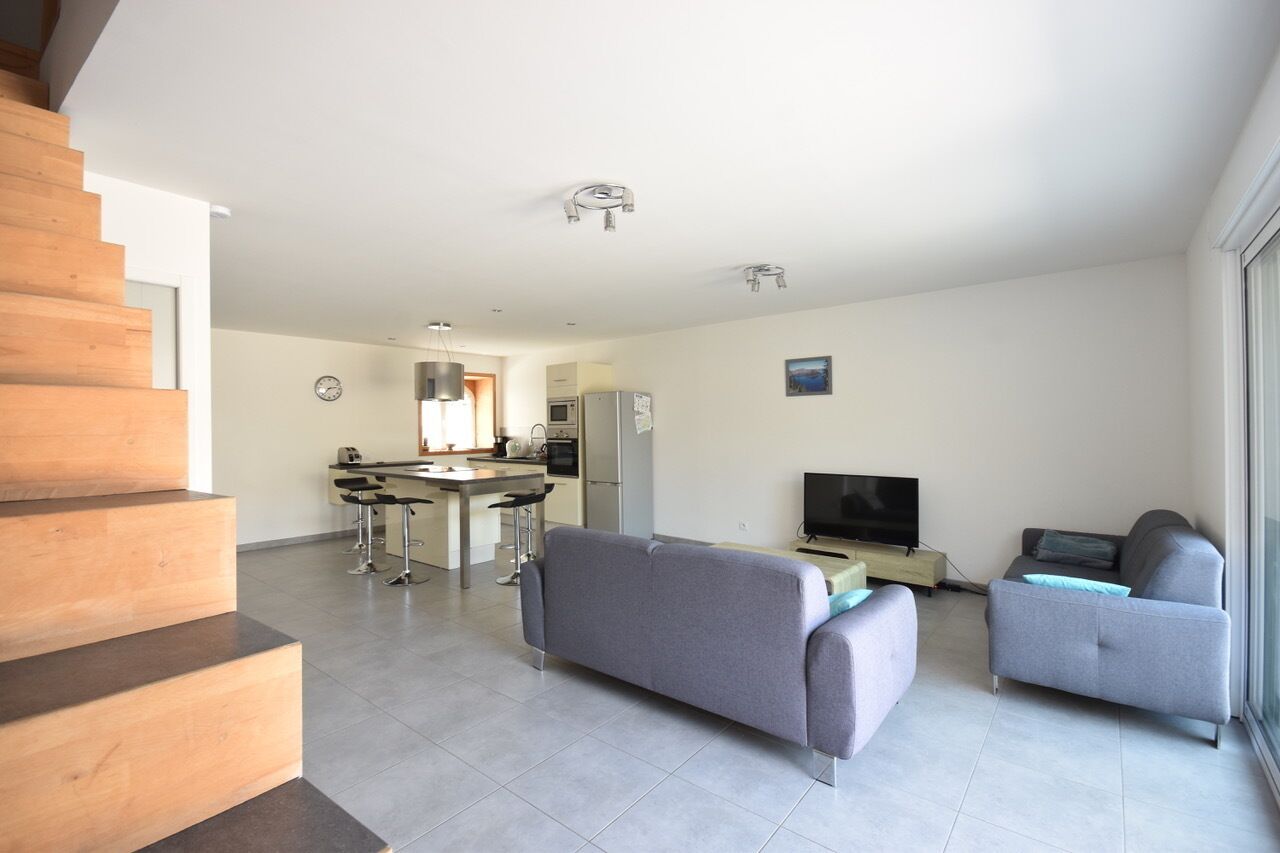 Charming villa village center near beach