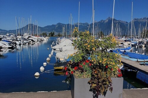 Helle, ruhige Wohnung, komplett renoviert, 5 Minuten vom See entfernt, 