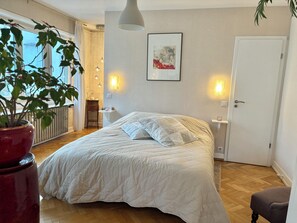 1 makuuhuone, silitysrauta/-lauta, vauvan matkasänky, ilmainen Wi-Fi