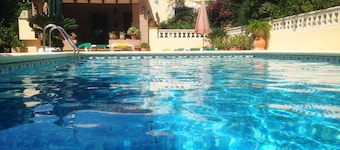 Beautiful Villa Enclosed Mature Gardens Private Floodlit Pool, Wonderful Views
