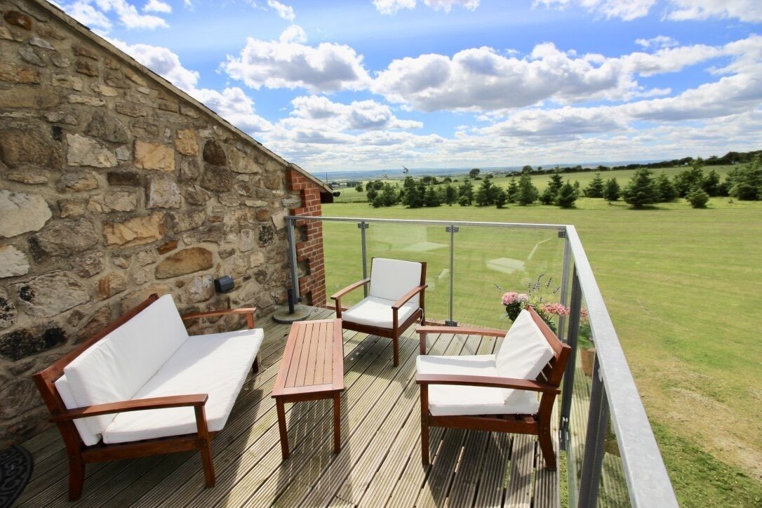 12 Best Vacation Rentals With Private Pool In The United Kingdom