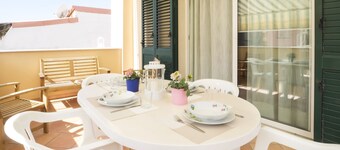 In the city center, just 180 meters from the beach