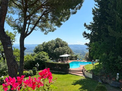 San Gimignano - Panoramic garden and beautiful pool!