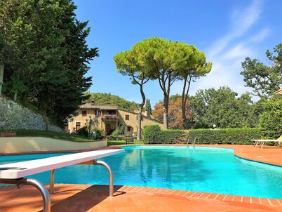 San Gimignano - Panoramic garden and beautiful pool!