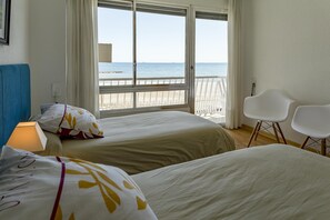 5 chambres, fer et planche à repasser, Wi-Fi, draps fournis