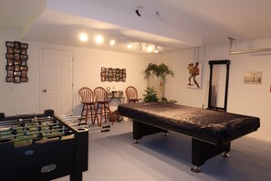 Spielezimmer