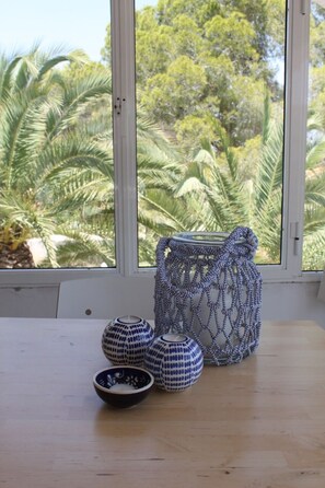 Interior - Cosy villa with own pool, climate, wifi, 4 bedrooms and sleeps 8 people (Moraira)