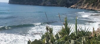 Cosy villa with own pool, climate, wifi, 4 bedrooms and sleeps 8 people