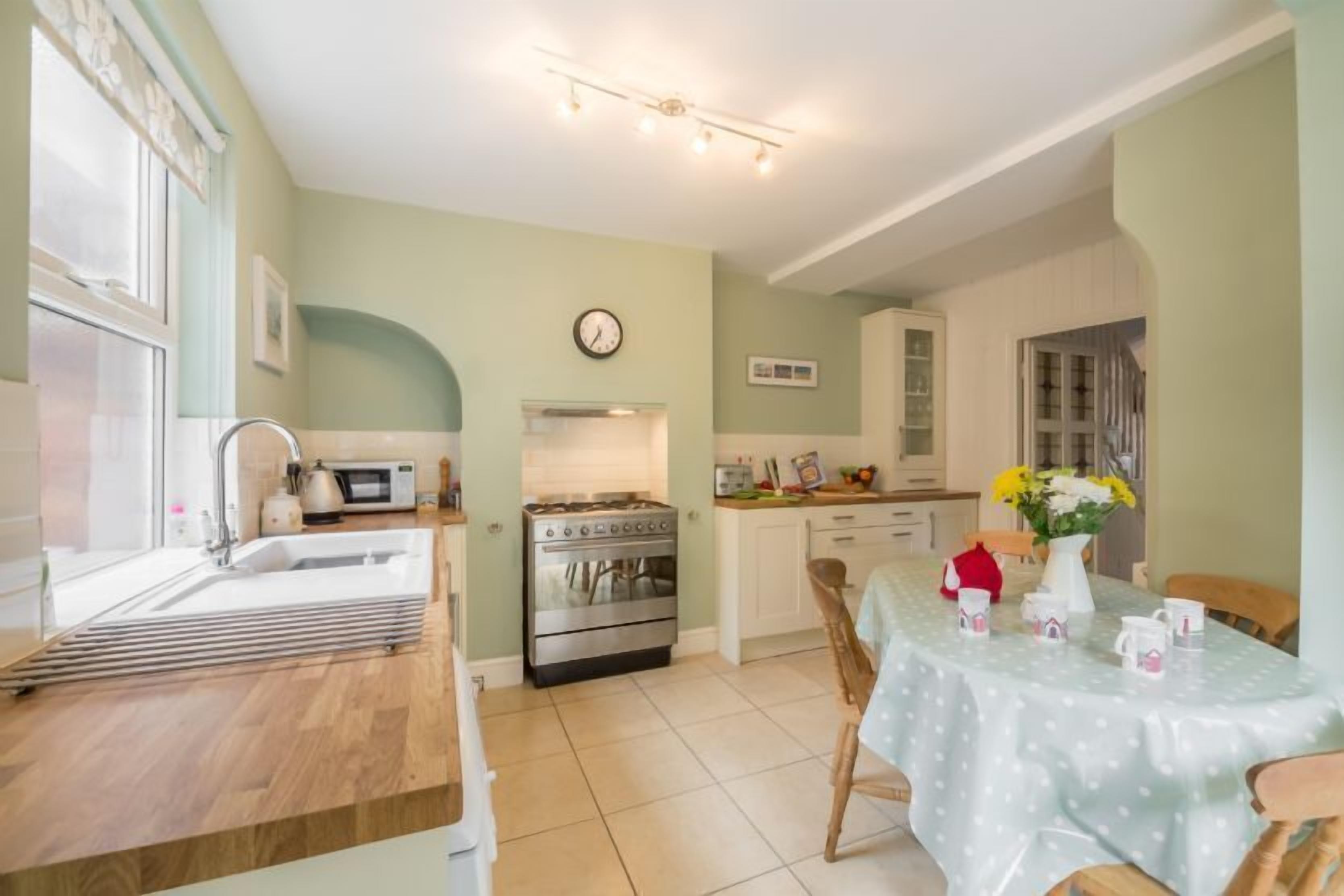 Fridge, microwave, dishwasher, high chair