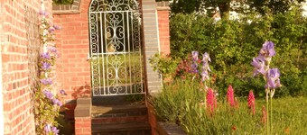 A rural retreat. Great for family holidays and get-togethers.